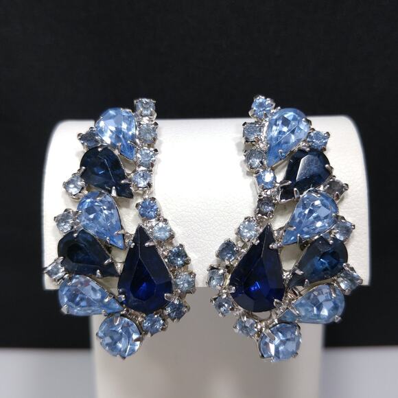 Vintage Blue Rhinestone Clip Earrings, Ear Climbers, Rhodium Plated, 1960s - Picture 5 of 10